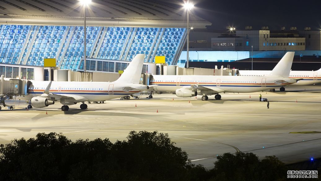 MU5633上海到乌鲁木齐空运航班