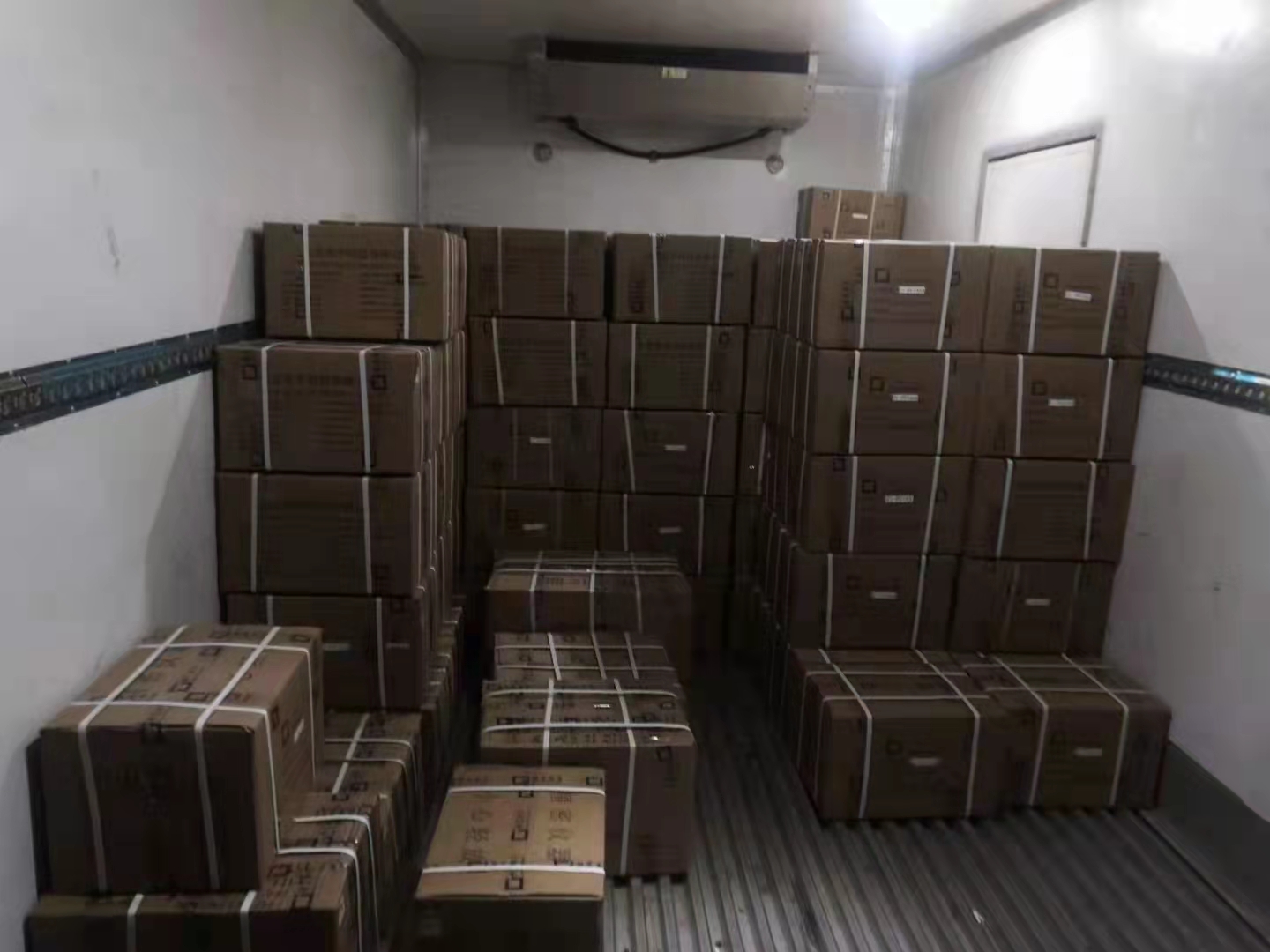  机场航空快运公司泡货如何价格计费方式 