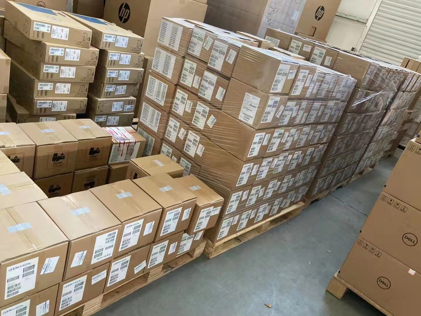 在上海有急件发东方航空代理跨省即日达