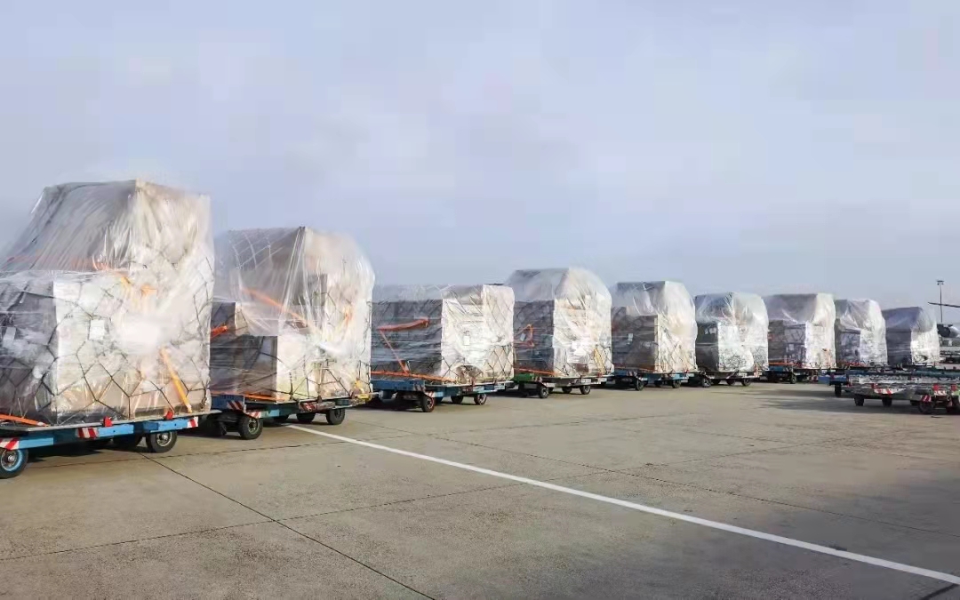 立冬下雪机场航空快递需要注意什么