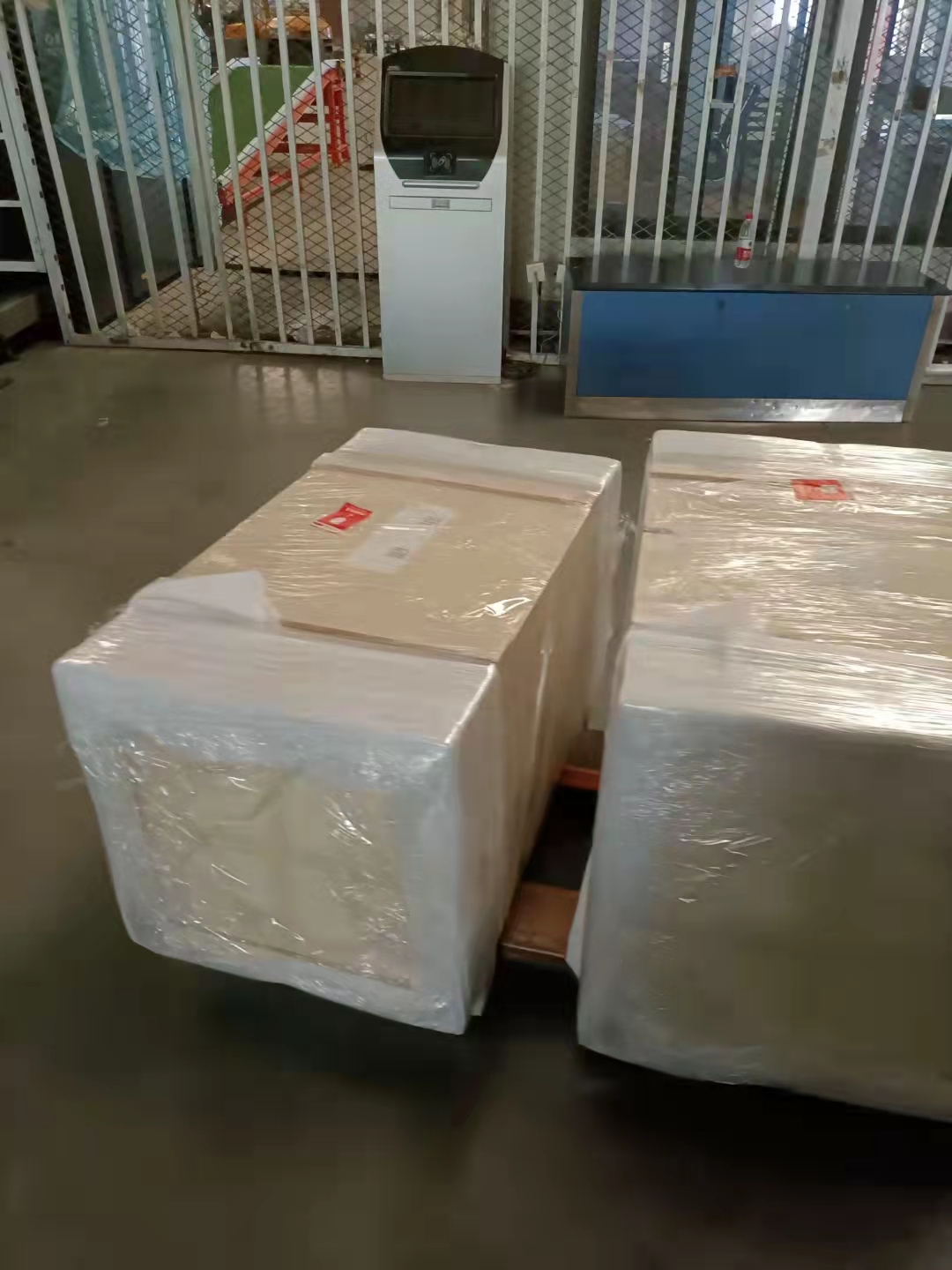 上海航站楼航空快递告诉你民用航空货物托运须知