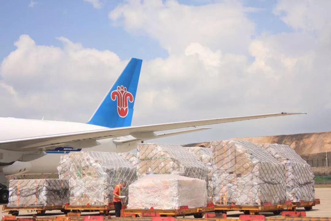 选择合肥机场空运快递就感觉其他快递太慢了