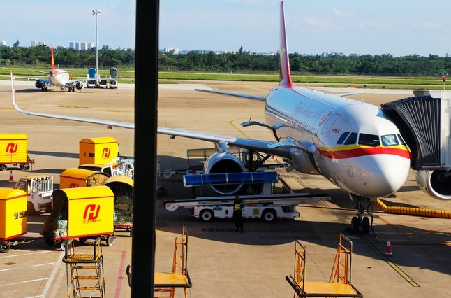 身边隐藏的急速物流三亚机场空快递